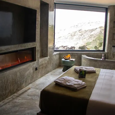 Well & Hotell Maceira (Lisbon)