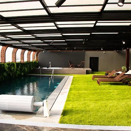 Hotel Well &