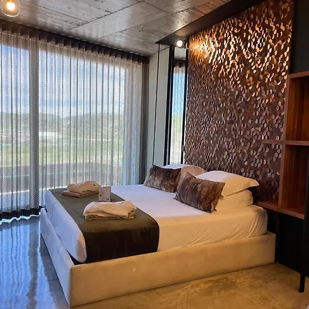 Hotel Well &