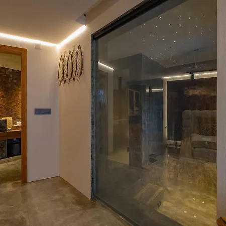 Hotel Well &